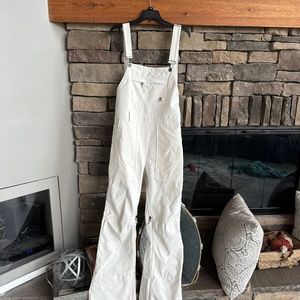 Burton women’s Avalon Snow Bib